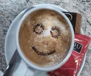 yapboz kahve gülümseyen